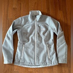 Women’s Northface‎ coat